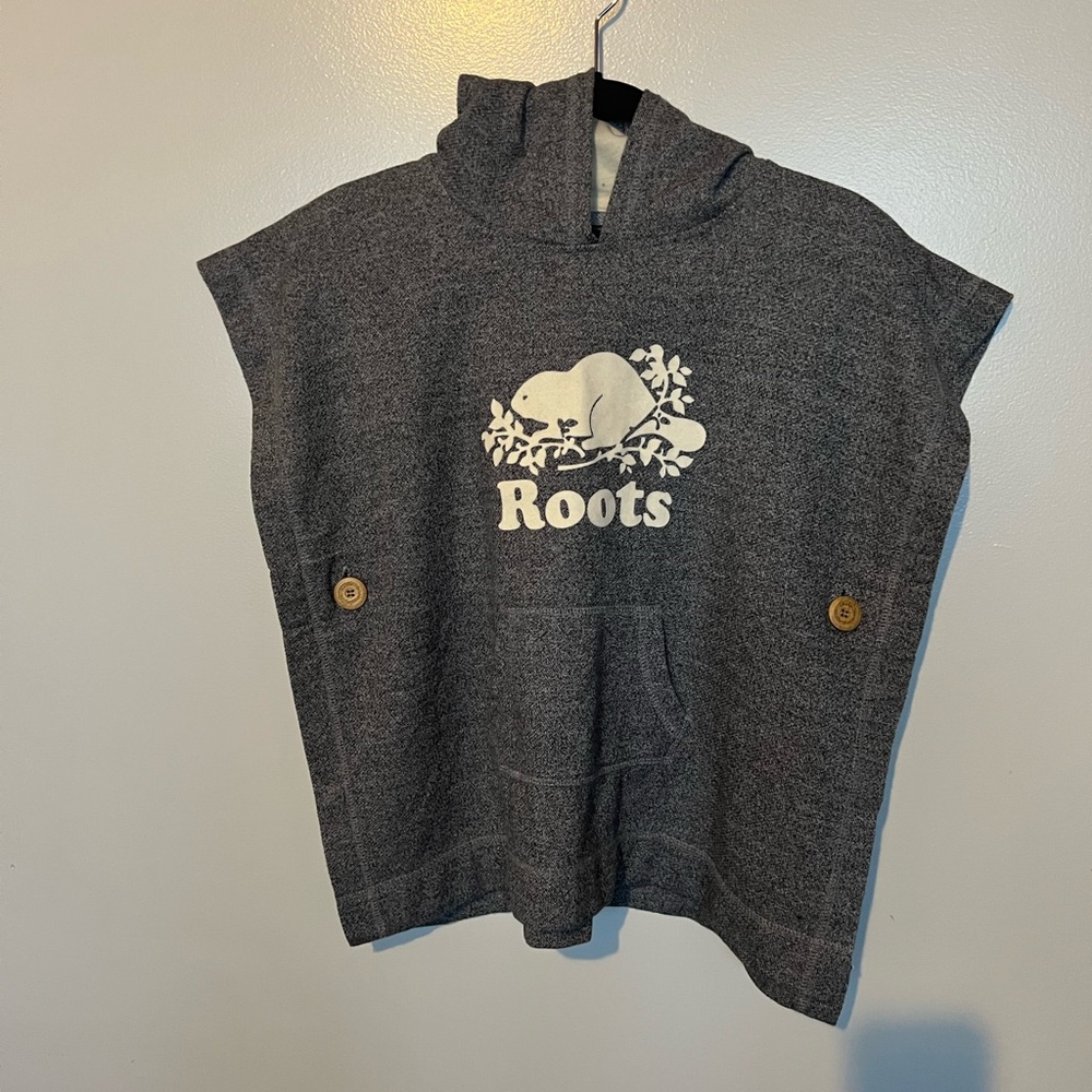 ROOTS Kids Fleece Salt & Pepper Poncho Sz S/M NWT